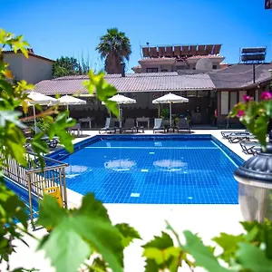 杜高斯布提克公寓式酒店 公寓式酒店 厄吕代尼兹